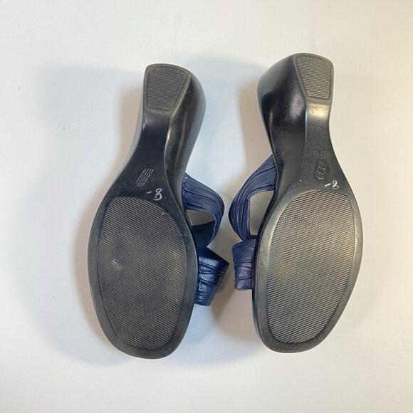 Italian Shoemakers Blue Crisscross Sandals Size 9 - Picture 6 of 11